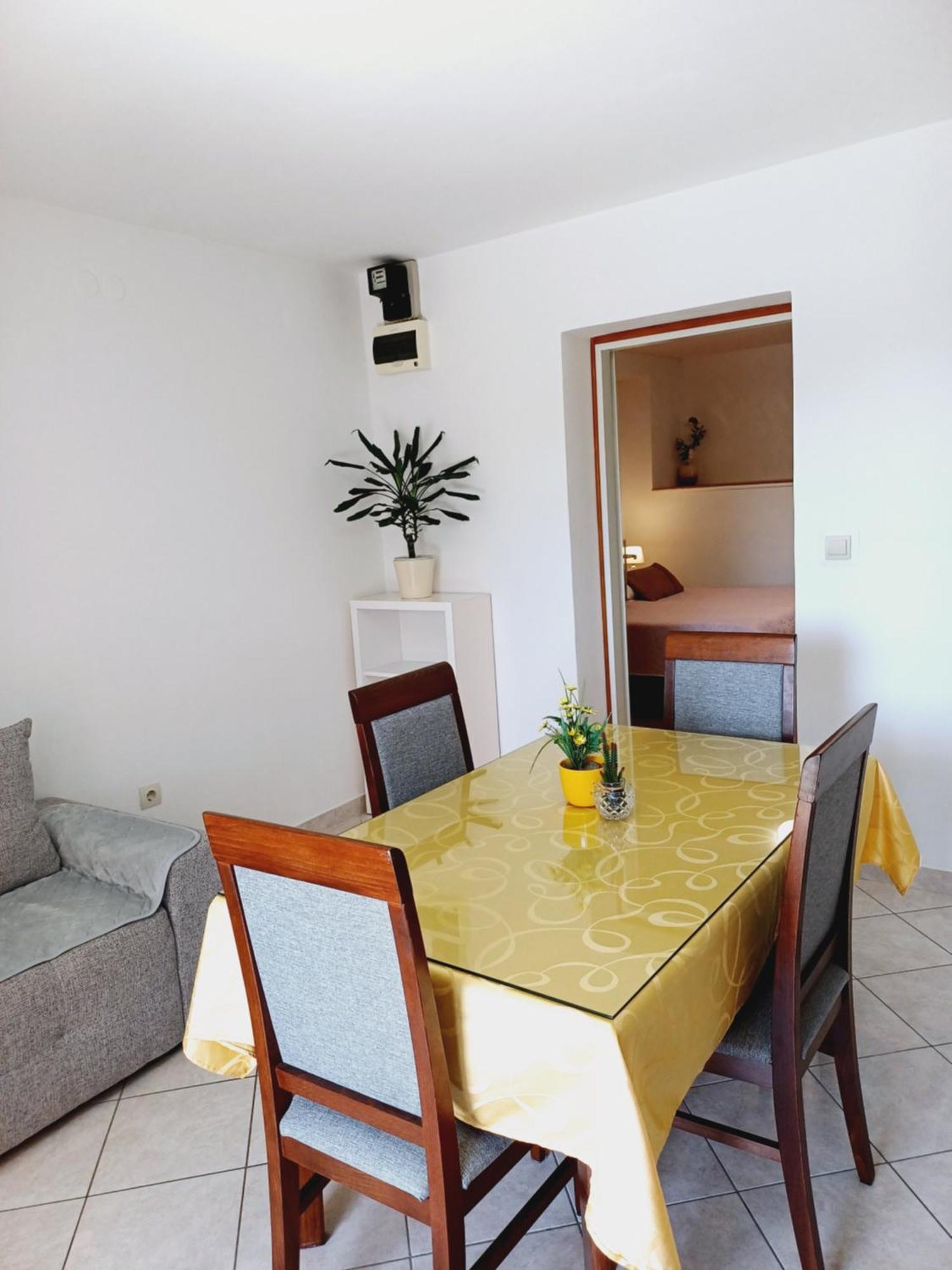 Apartments Jure Miljak Подстрана Екстериор снимка