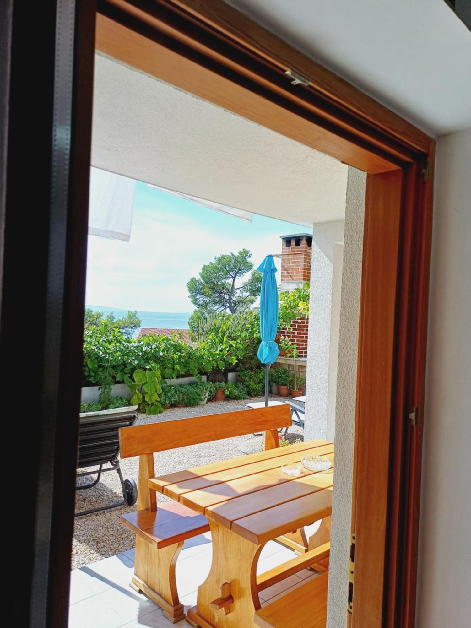 Apartments Jure Miljak Подстрана Екстериор снимка