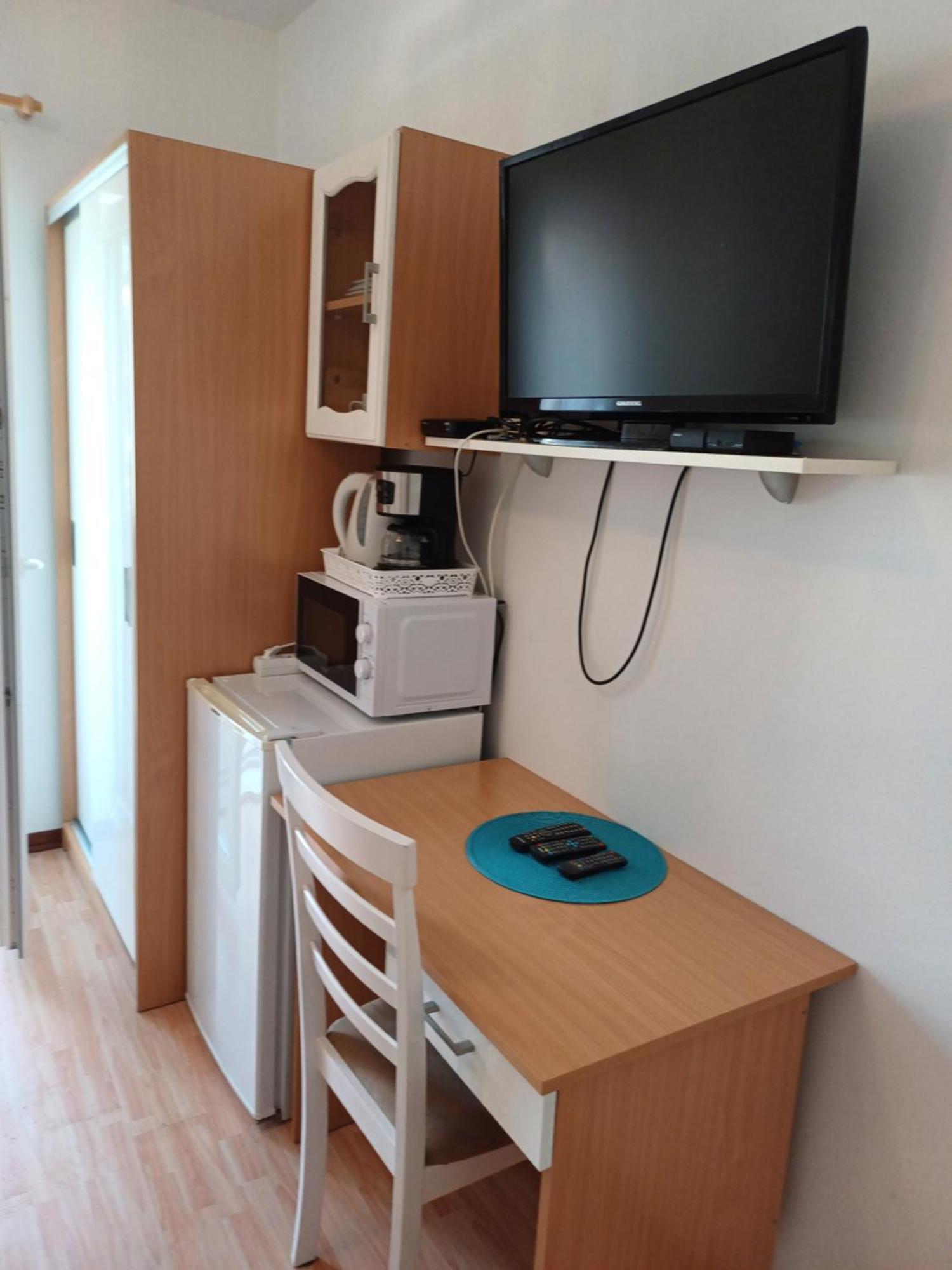Apartments Jure Miljak Подстрана Екстериор снимка