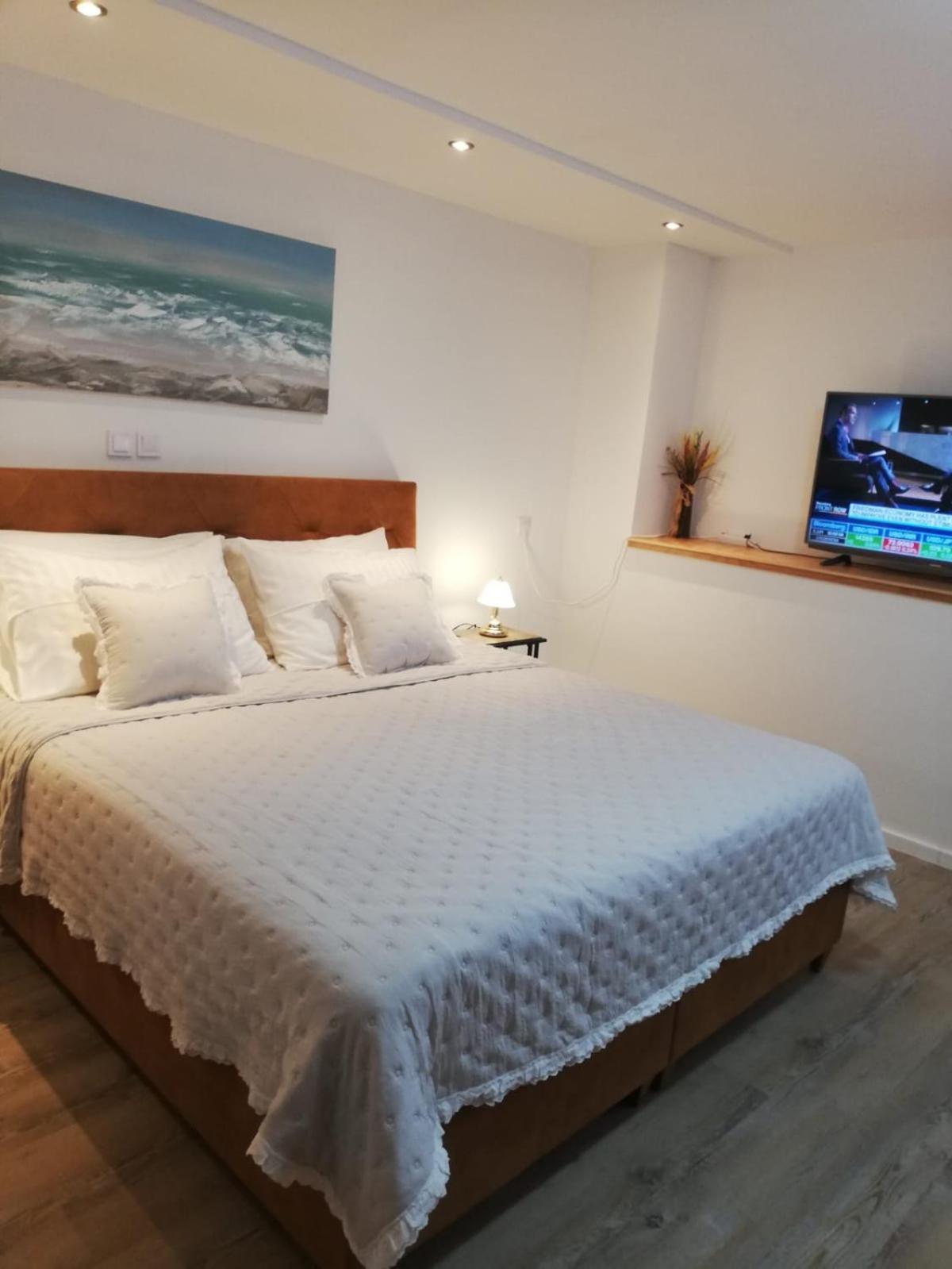 Apartments Jure Miljak Подстрана Екстериор снимка