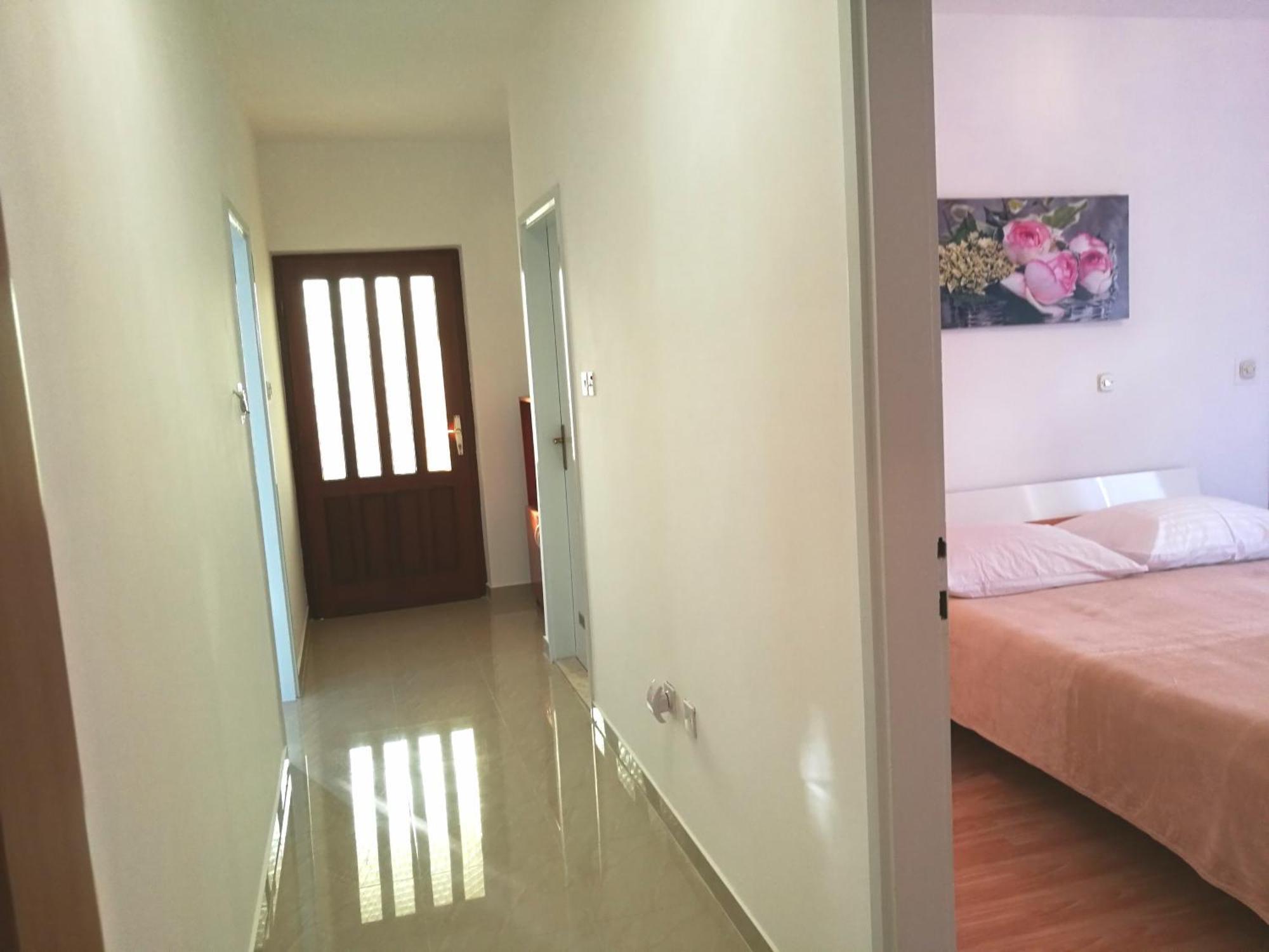 Apartments Jure Miljak Подстрана Екстериор снимка